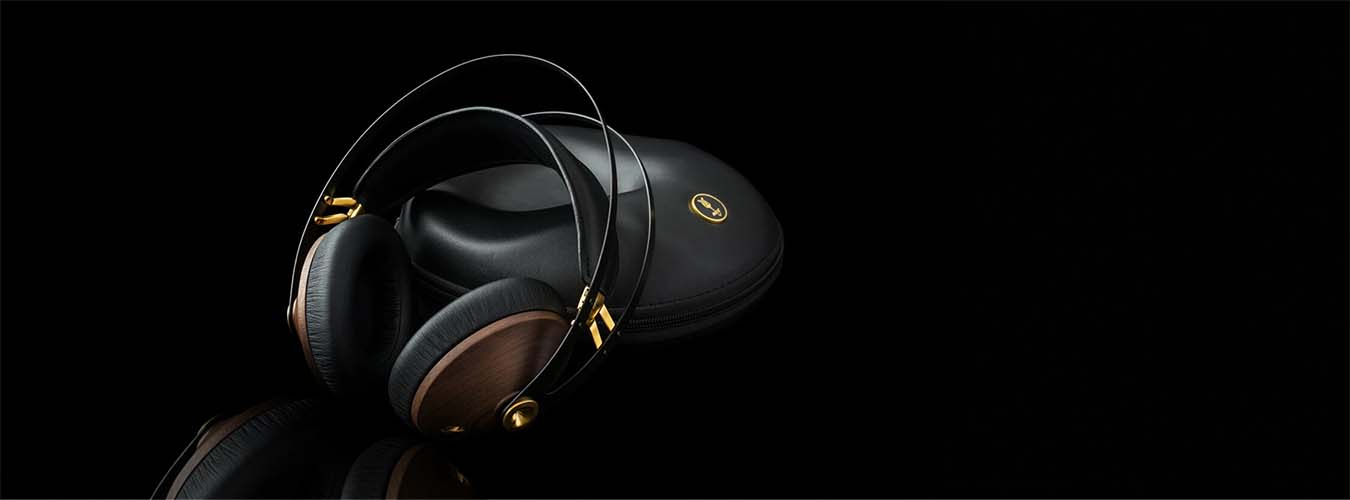 Neutral sound online headphones