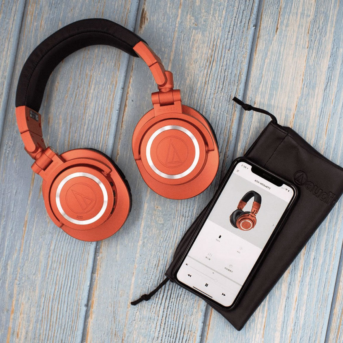 Headphone-Zone-Audio-Technica-ATH-M50xBT2-Midnight Orange