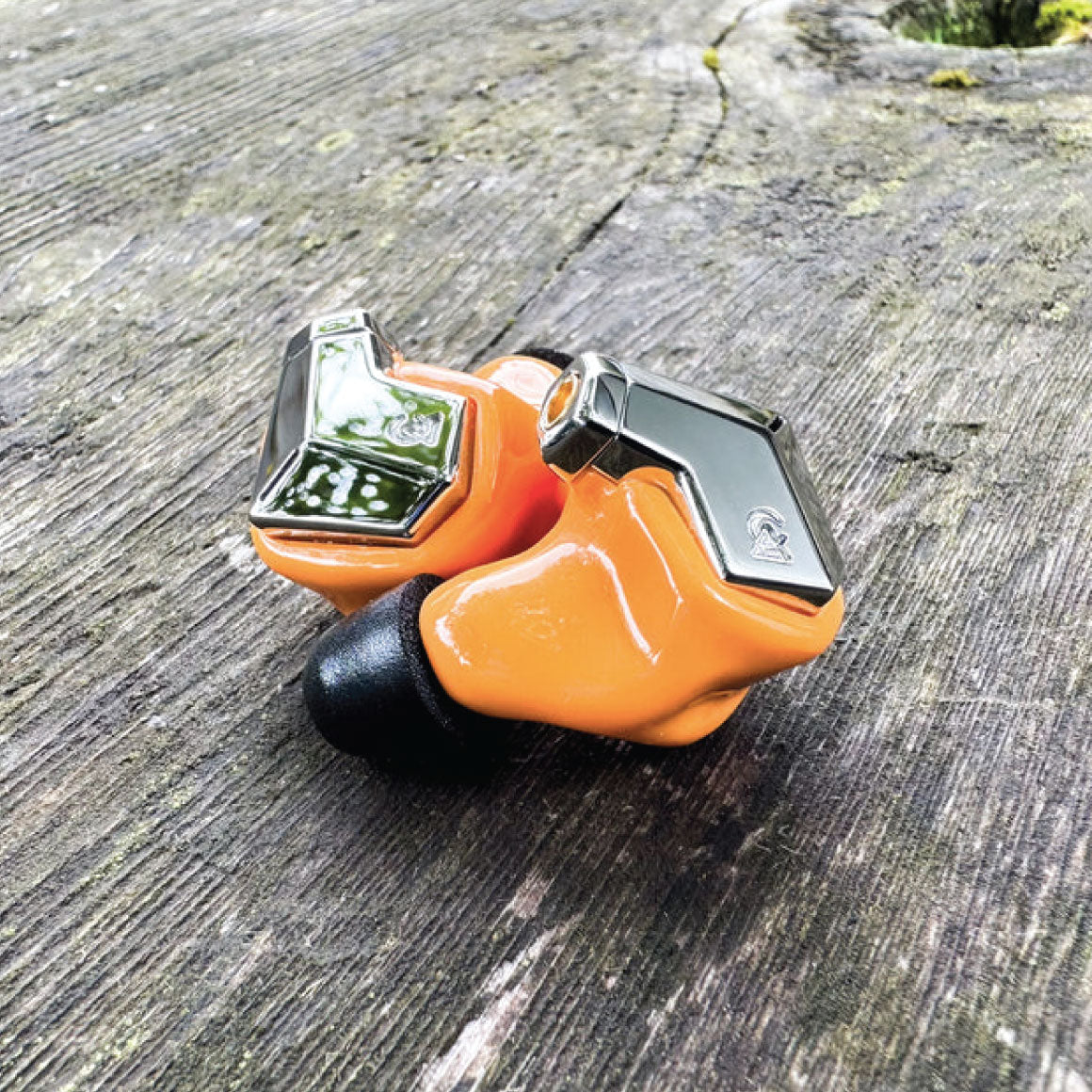 Headphone-Zone-Campfire Audio-Supermoon-Orange-4.4mm