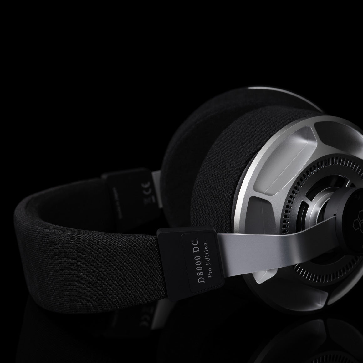 Headphone-Zone-Final-D8000-DC-Pro