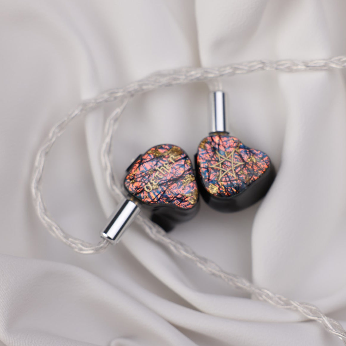 Headphone-Zone-FlipEars-Aether-Universal-IEM