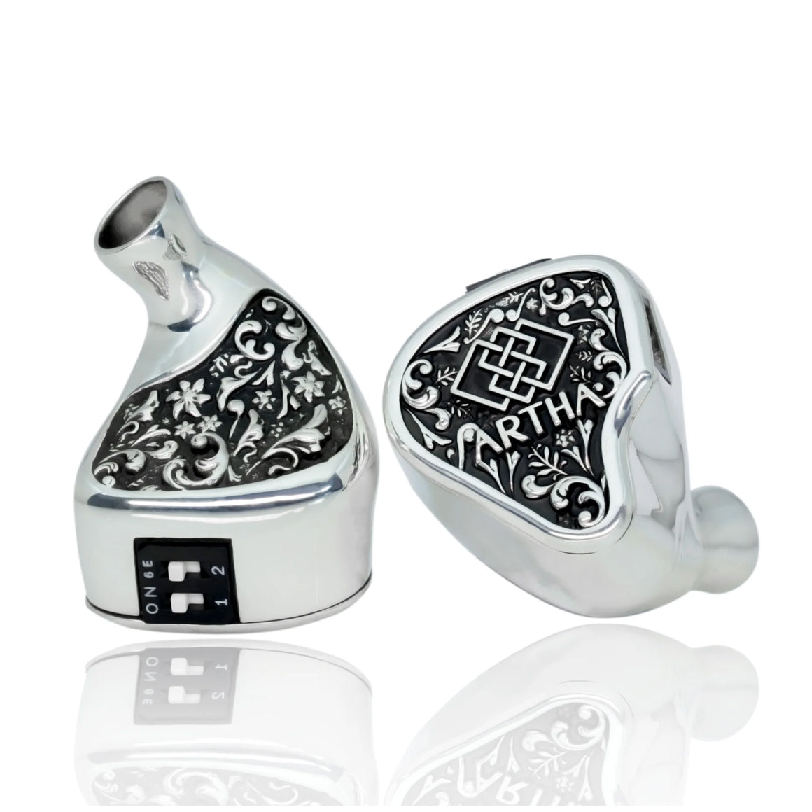 Headphone-Zone-FlipEars-Artha-Argentum-Universal-IEM