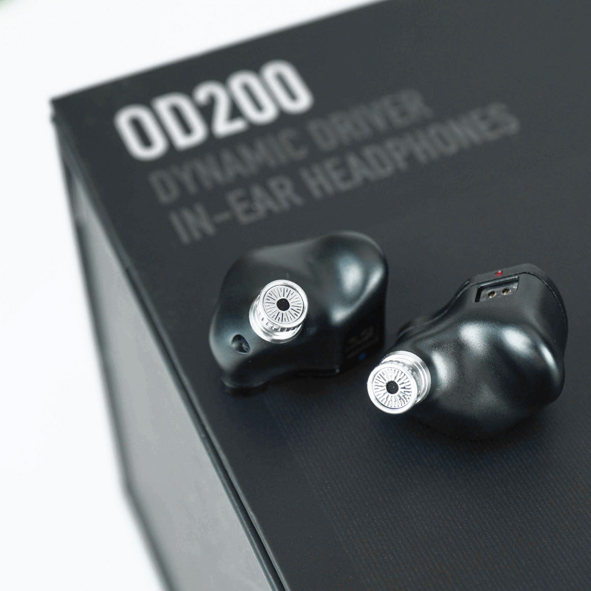 Headphone-Zone-X-Oriveti-OD200