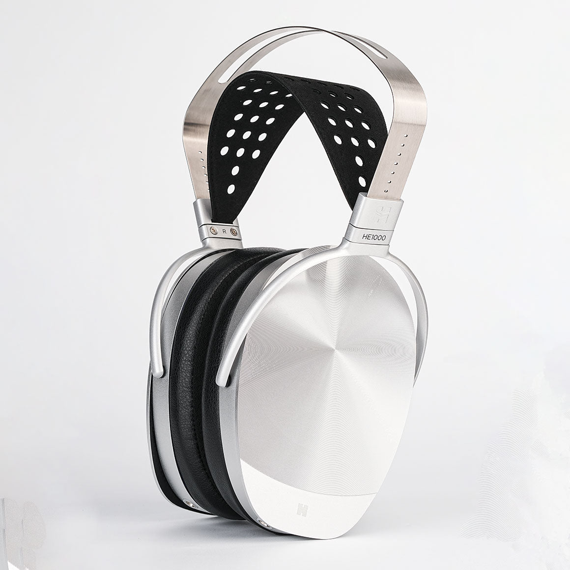 Headphone-Zone-HiFiMAN-HE1000-Unveiled