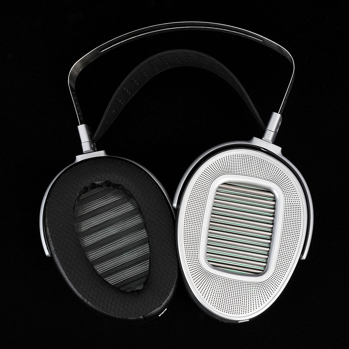 Headphone-Zone-HiFiMAN-HE1000-Unveiled