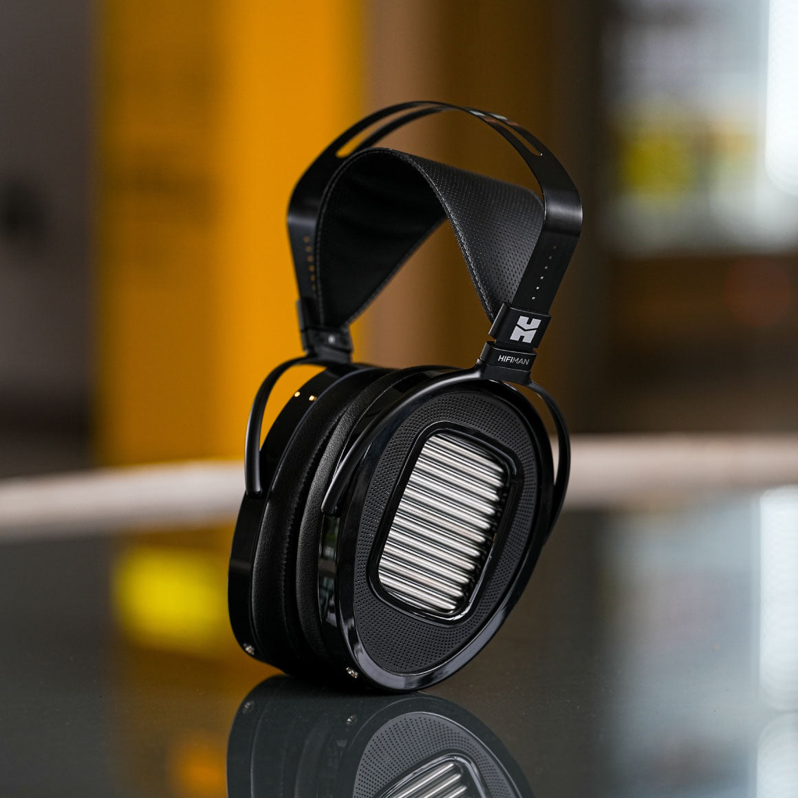 Headphone-Zone-Hifiman-Arya-Unveiled