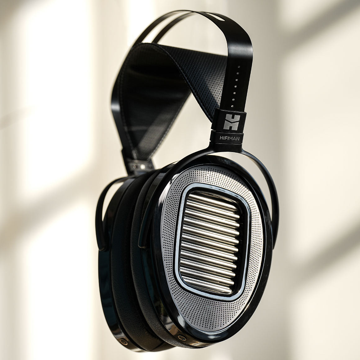 Headphone-Zone-Hifiman-Arya-Unveiled