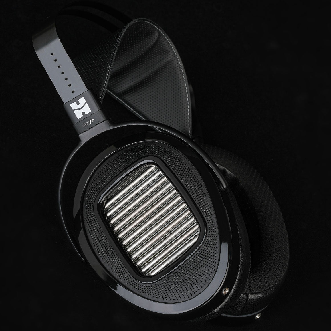 Headphone-Zone-Hifiman-Arya-Unveiled