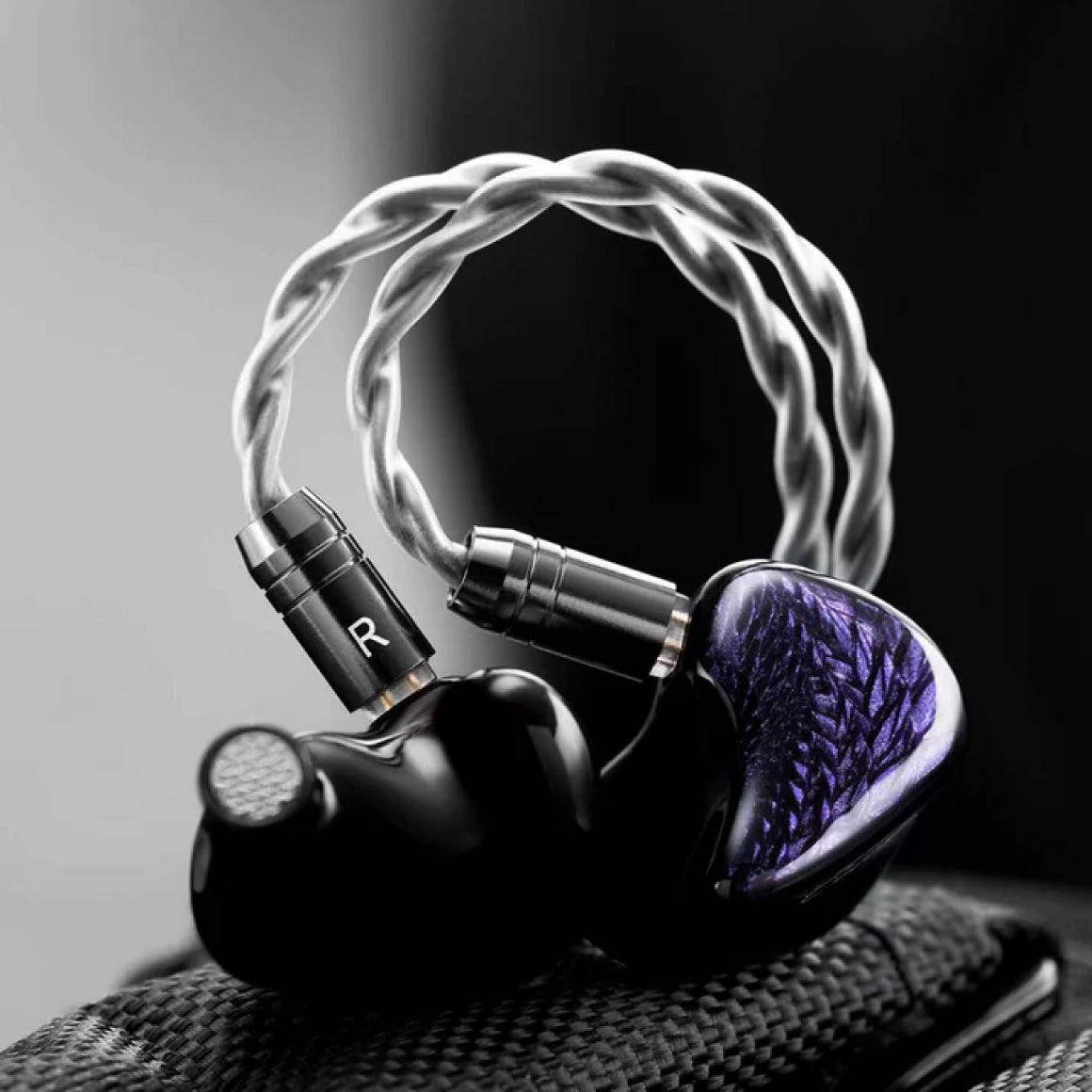 Headphone-Zone-Kinera-Celest-Wyvern-Black