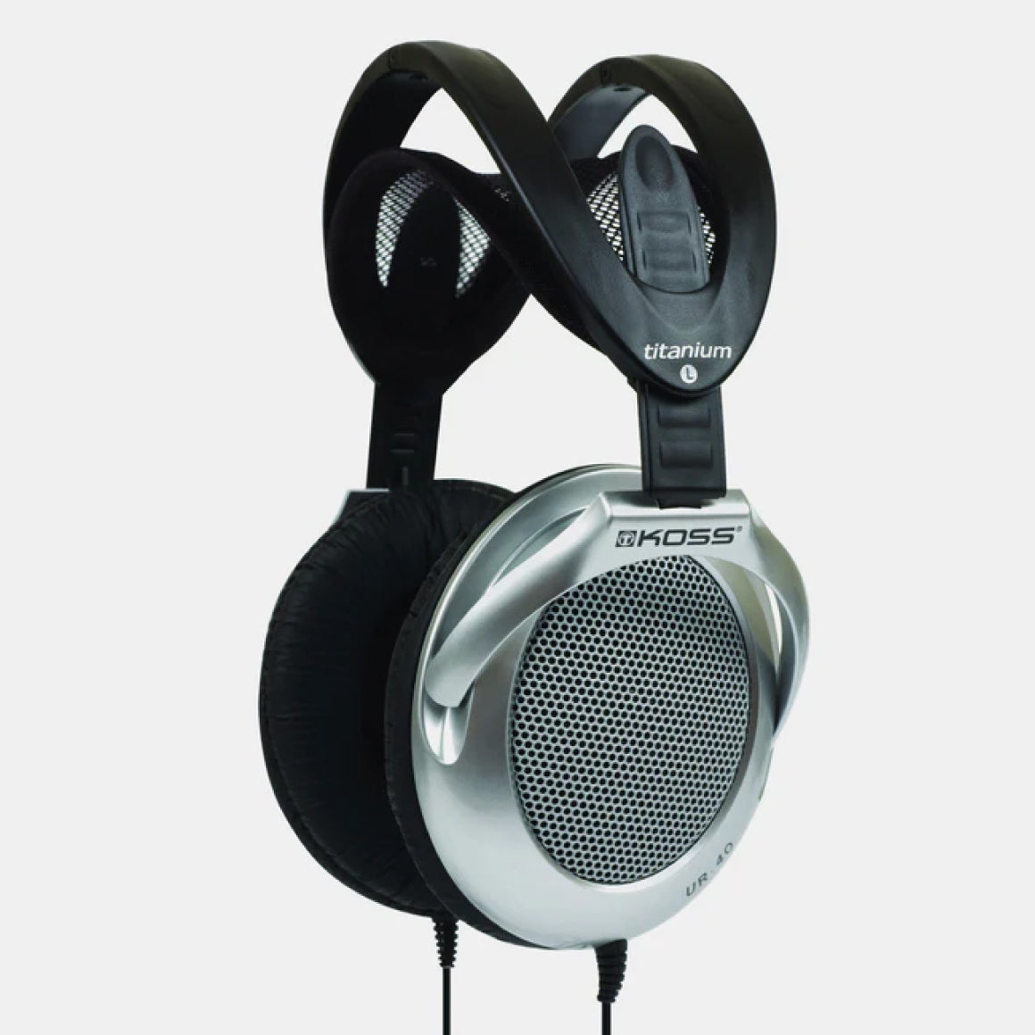 Headphone-Zone-Koss-UR40