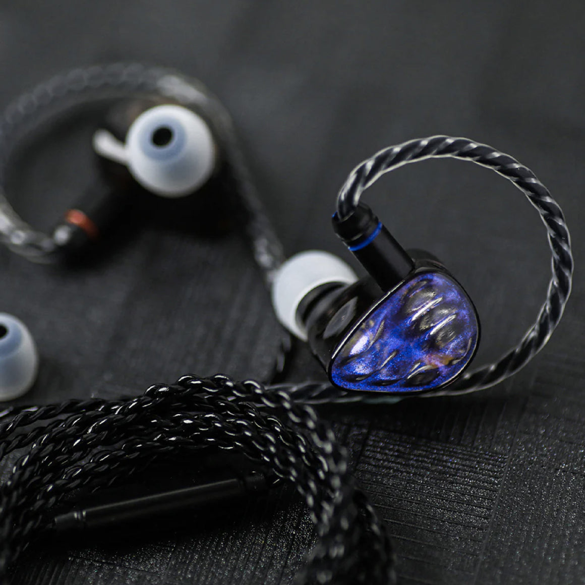 Headphone-Zone-QKZ-x-HBB-Hades