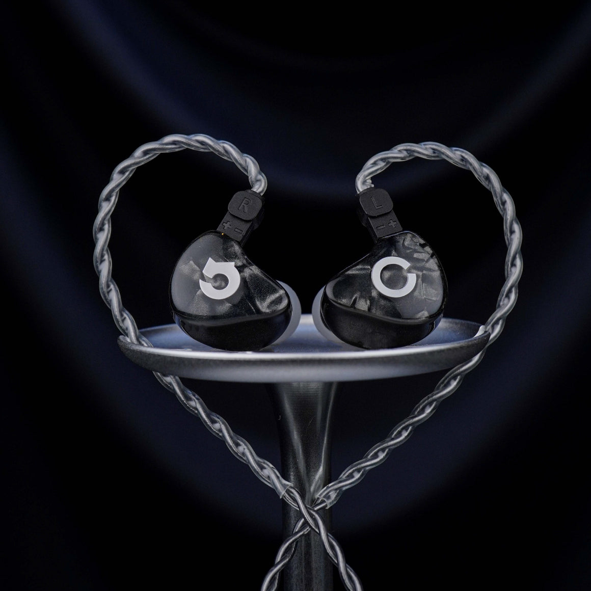 Headphone-Zone-X-Oriveti-Blackbird