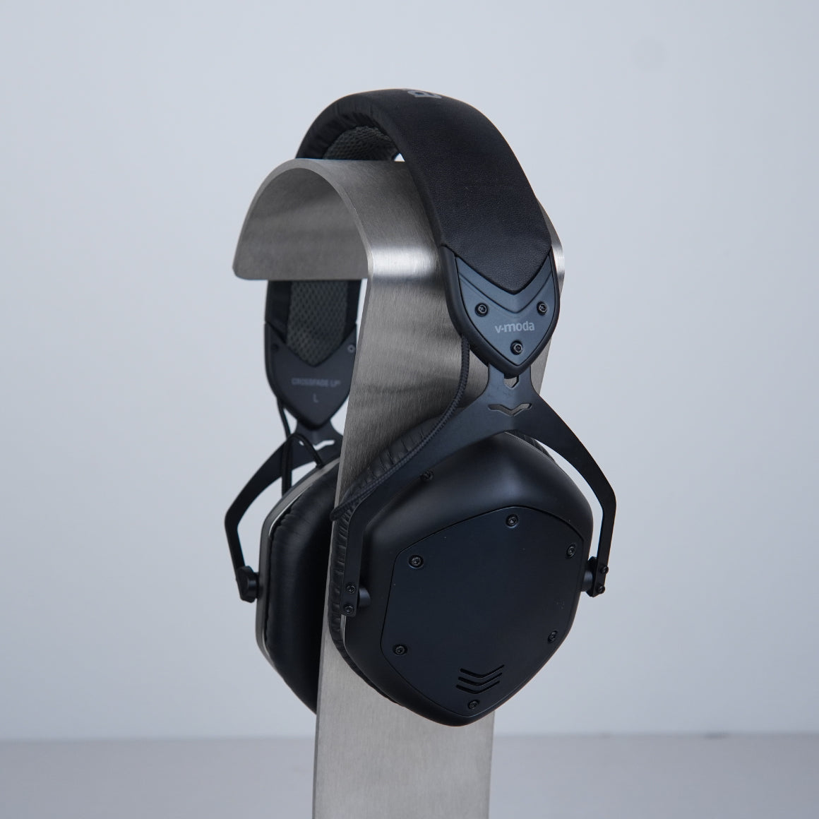 Headphone-zone-V-MODA-Crossfade-LP2-Ex-Demo-Unit