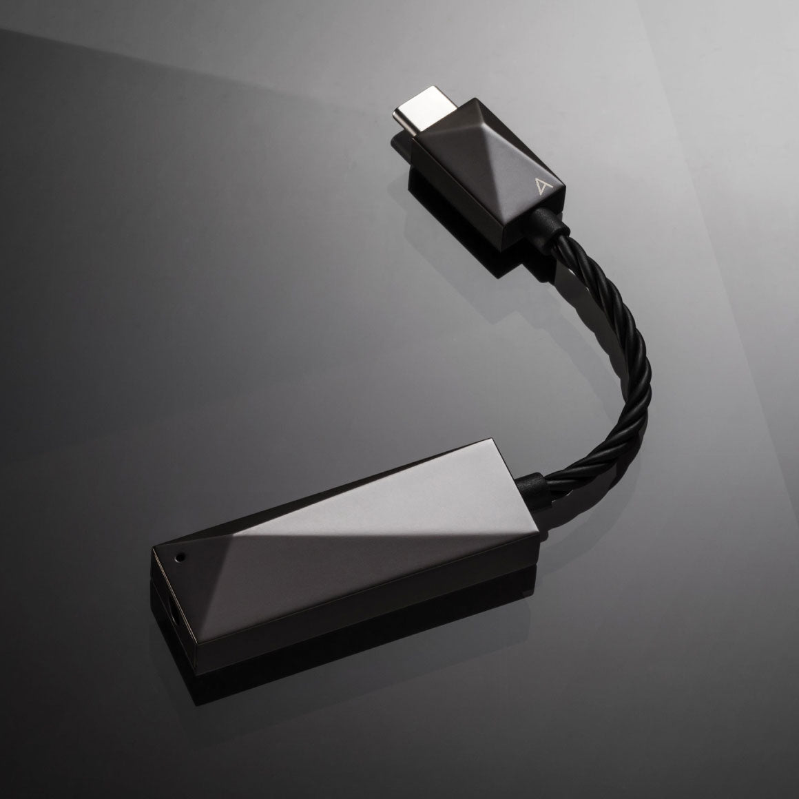 Astell&Kern PEE51 USB-C Dual Dac Amplifier Cable Online