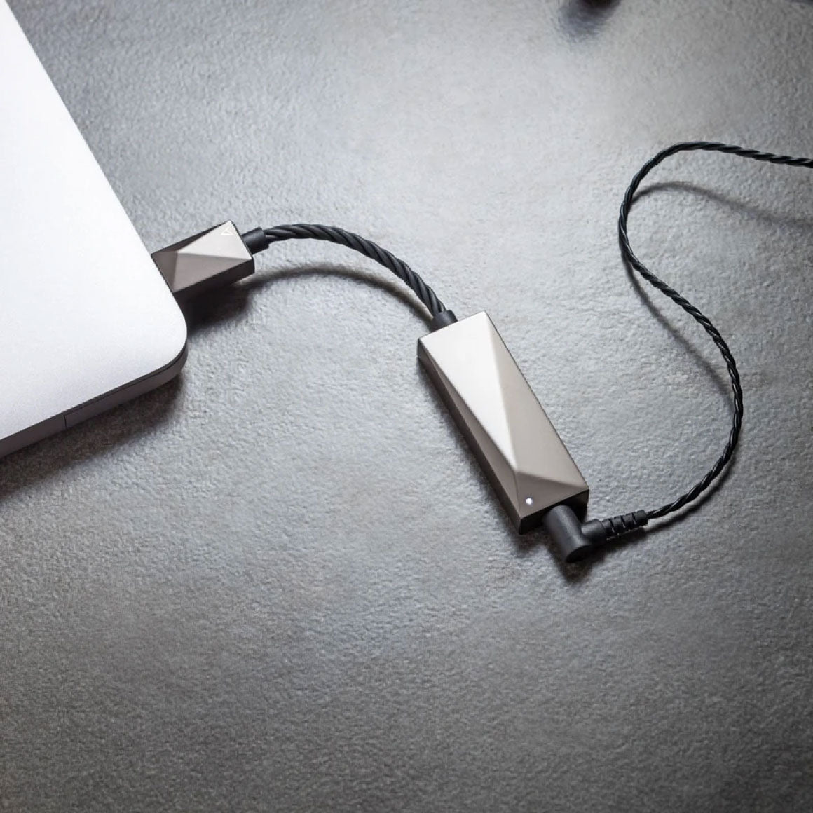 Astell&Kern PEE51 USB-C Dual Dac Amplifier Cable Online