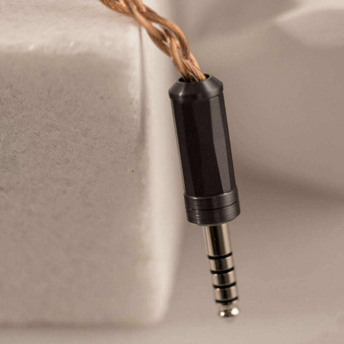 Headphone-Zone-Effect Audio-ARES S IEM Upgrade Cable-ConX 2-Pin-EA 4.4mm