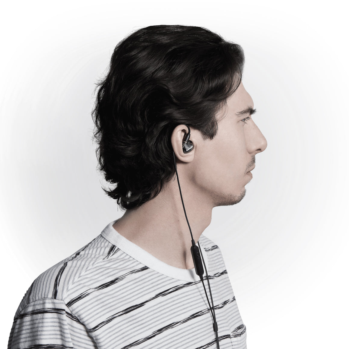 Shure AONIC 4 Sound Isolating Earphones Online